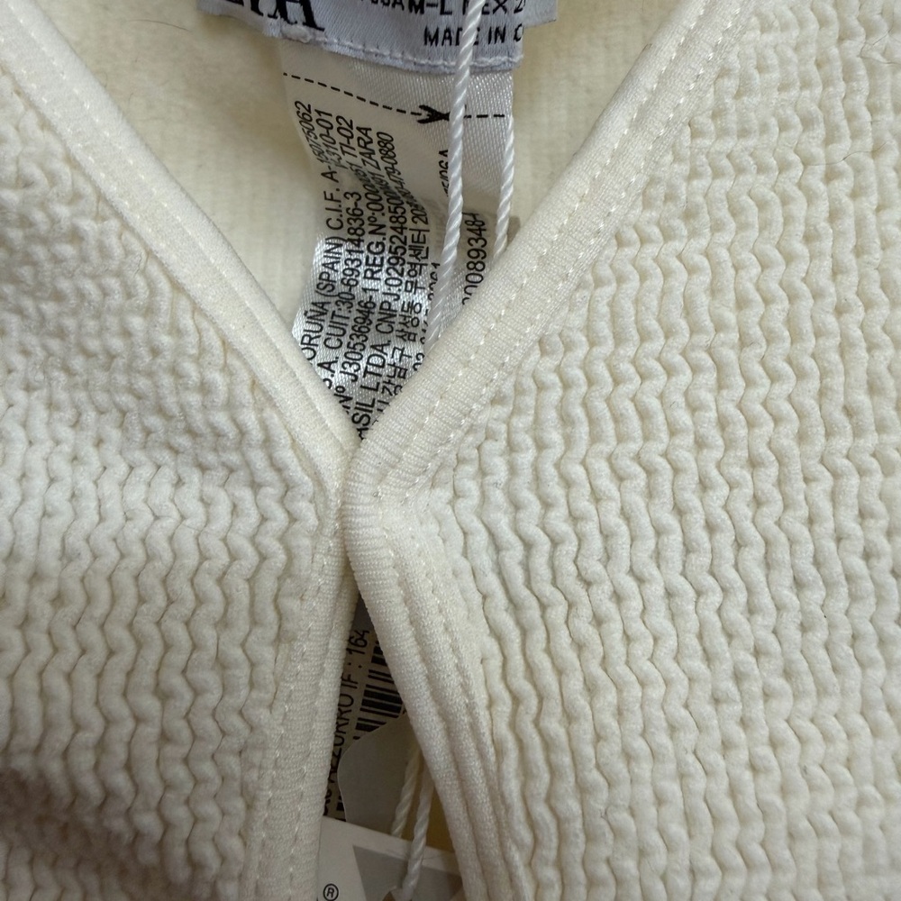 Zara Bodysuit - Picture 3 of 4